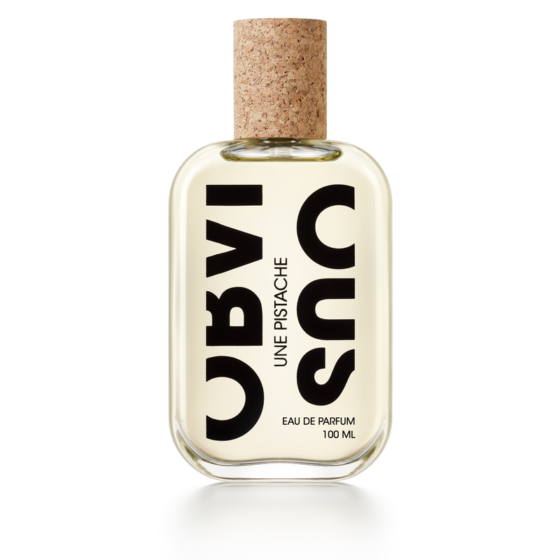 Une pistache — Obvious — flacon 100 ml sur fond blanc